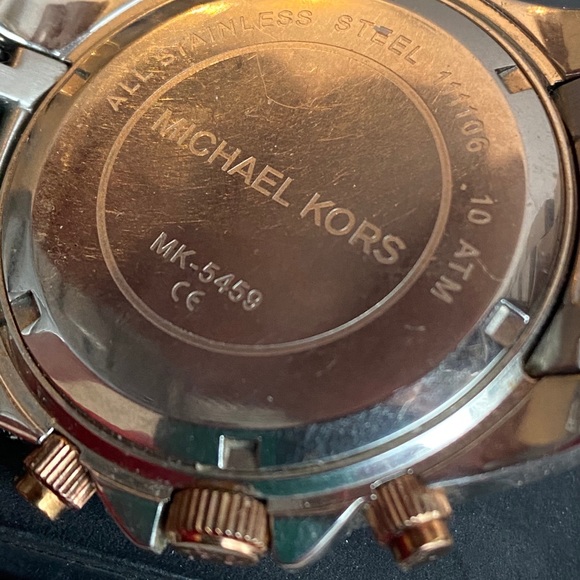 MICHAEL KORS Rose Gold/Stainless steel Watch - Picture 5 of 5